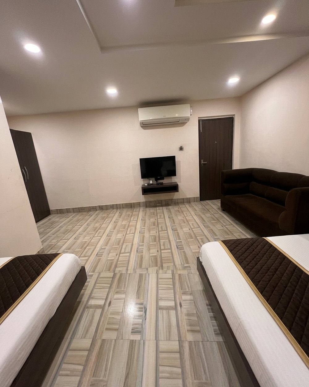 Premium room — Other end of the room